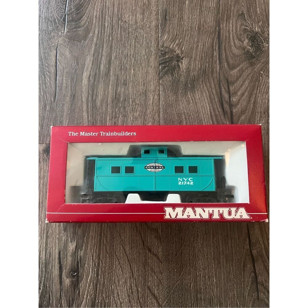 Vintage Train - HO Scale - MANTUA - NEW YORK CENTRAL SYSTEM - CABOOSE - RARE